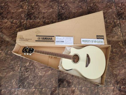 YAMAHA APX 600 WHITE