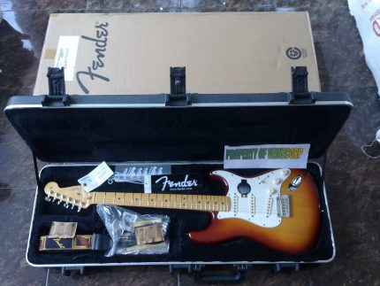 FENDER USA AMERICAN STANDARD STRATOCASTER SIENNA BURST