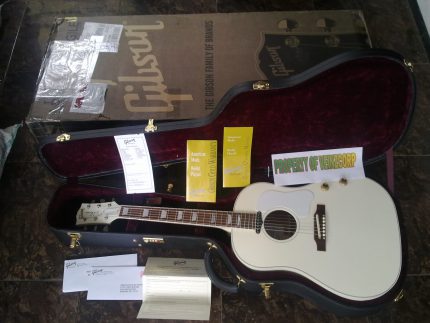GIBSON CUSTOM SHOP MONTANA USA J 160 E JOHN LENNON IMAGINE SIGNED BY YOKO ONO
