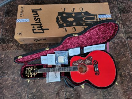 GIBSON CUSTOM SHOP MONTANA USA SJ 200 ORIANTHI CHERRY LOTUS