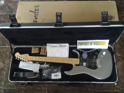 FENDER USA AMERICAN DELUXE STRATOCASTER TUNGSTEN