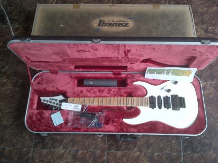 IBANEZ PRESTIGE JAPAN RG 2570 MZ WH