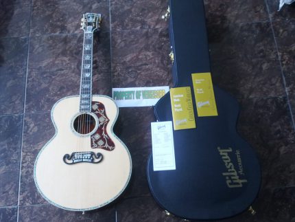 GIBSON CUSTOM SHOP MONTANA USA SJ 250 MONARCH