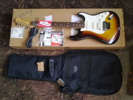 FENDER STANDARD STRATOCASTER HSS FLOYD ROSE