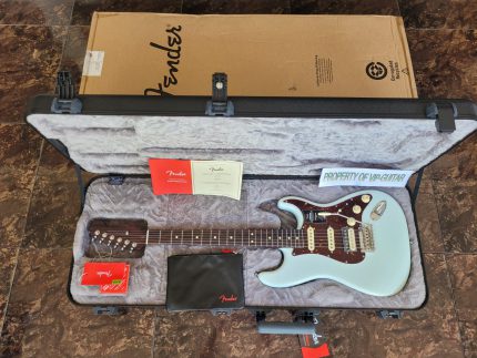 FENDER USA LIMITED EDITION AMERICAN PROFESSIONAL II STRATOCASTER HSS SONIC BLUE