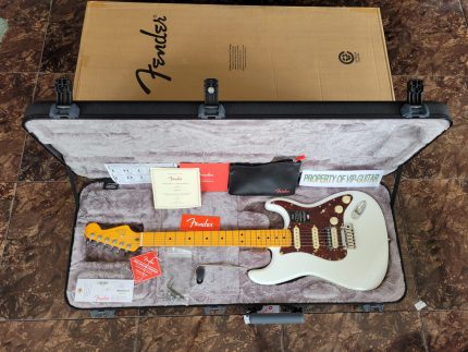 FENDER USA AMERICAN ULTRA STRATOCASTER HSS ARCTIC PEARL WHITE