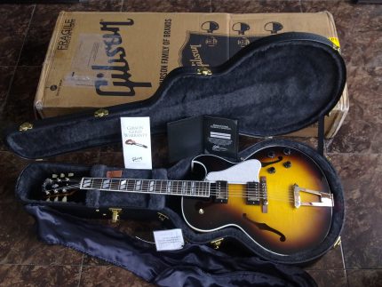 GIBSON CUSTOM SHOP MEMPHIS USA ES 175 VINTAGE BURST