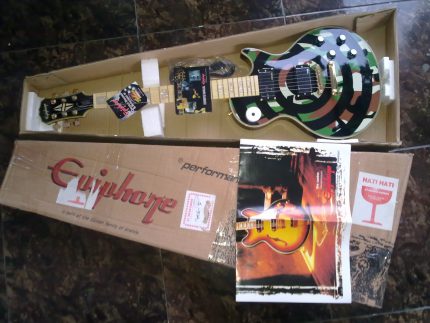 EPIPHONE LES PAUL CUSTOM ZAKK WYLDE CAMO BULLS EYE