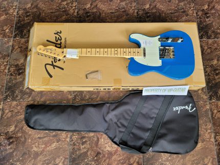 FENDER HYBRID II TELECASTER FOREST BLUE