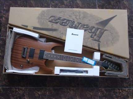 IBANEZ RGA 32 MOL