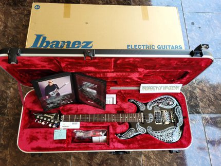 IBANEZ PRESTIGE JAPAN JS 1 BKP JOE SATRIANI HAND SIGNED S/N F2327530