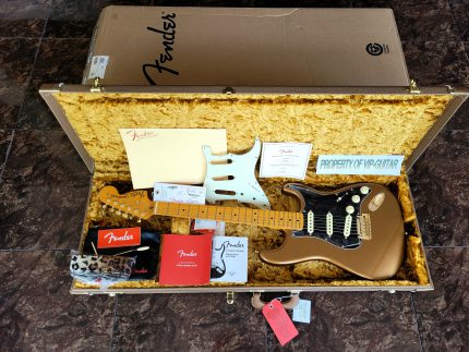 FENDER USA LIMITED STRATOCASTER BRUNO MARS SIGNATURE MARS MOCHA HEIRLOOM S/N US23069228