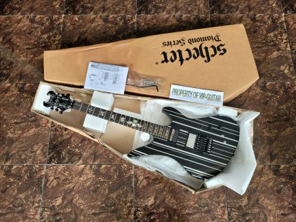 SCHECTER SYNYSTER GATES CUSTOM SUSTAINIAC BLACK WHITE NEW VERSION
